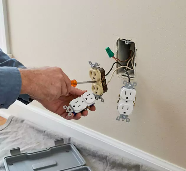 Professional Outlet Replacement: Your Local Swap-Out Team in Richland, WA